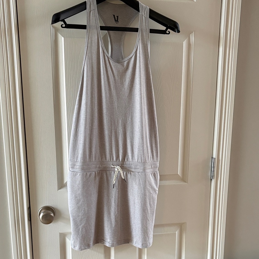 Vuori Heather Gray Tee